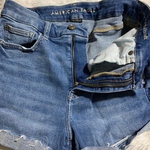 AE curvy high- rise shortie